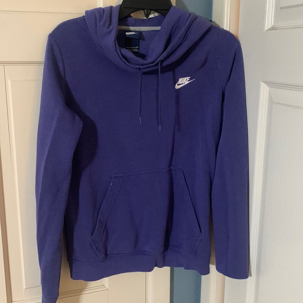 Nike sweatshirt